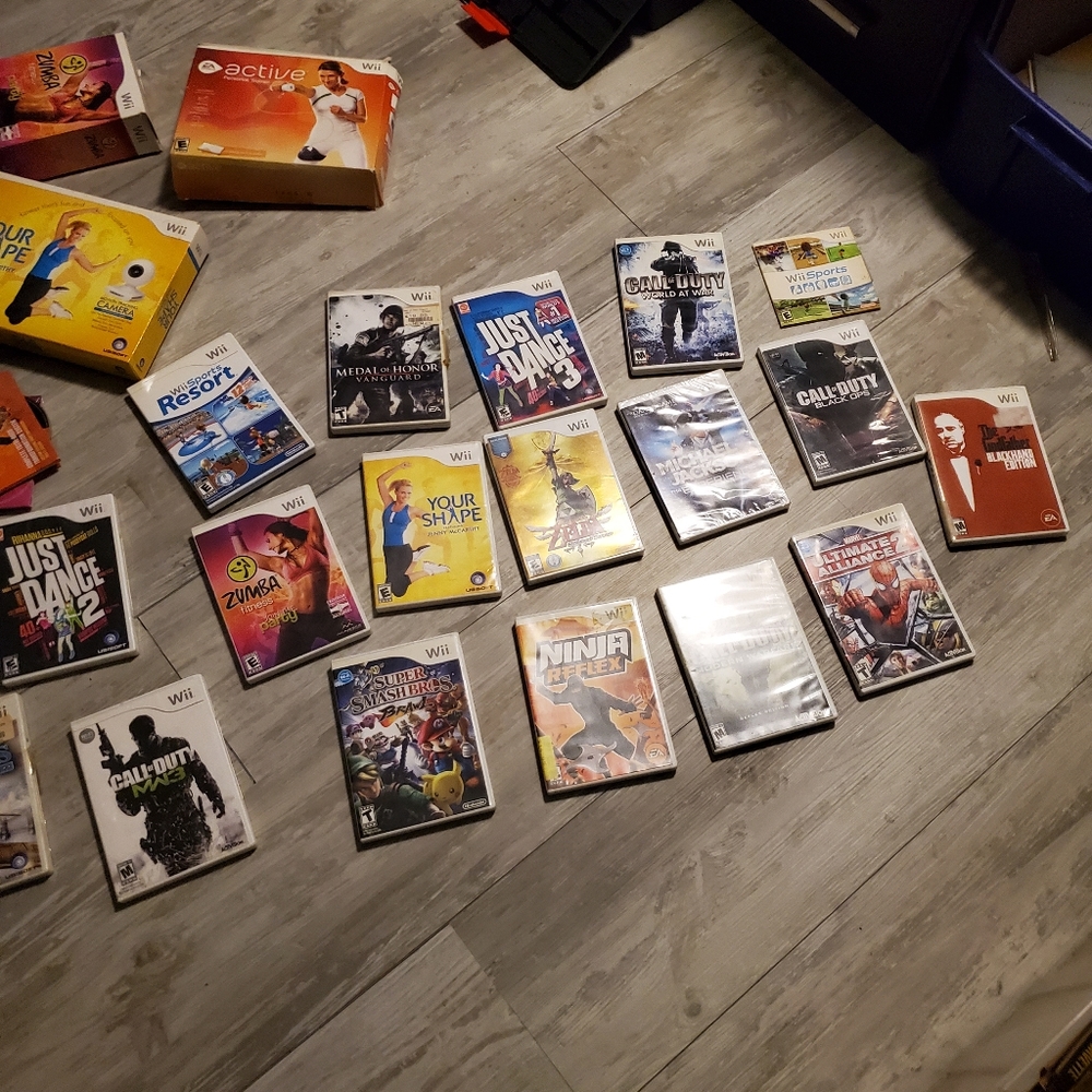 Nintendo WII & Assorted Games - Picture 5 of 6